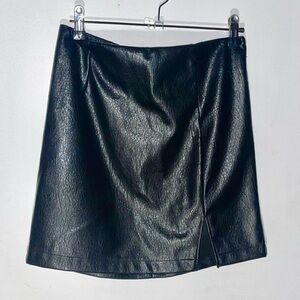 Elegant Black Leather Skirt